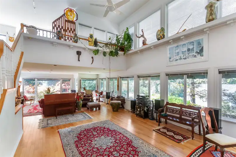 1650 IOCO ROAD - photo 4 of 32