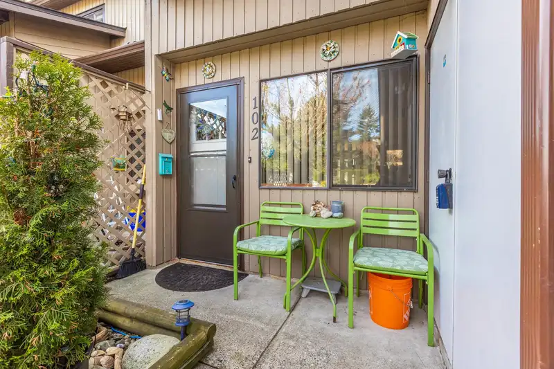 102 27044 32 AVENUE - photo 4 of 40
