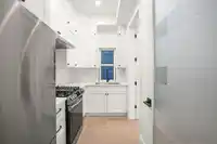 7531 205 STREET - thumbnail 4