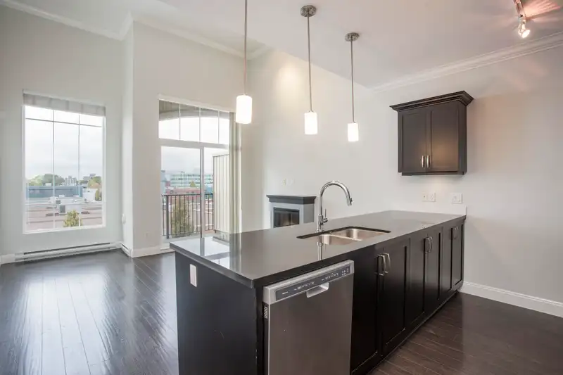 415 11882 226 STREET - photo 3 of 40