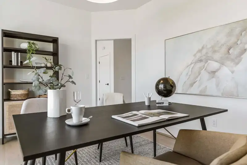 22170 44A AVENUE - photo 4 of 40