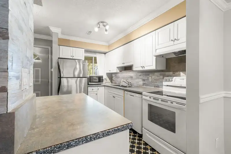 14 5271 204 STREET - photo 3 of 28