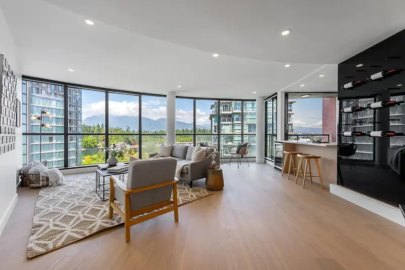 1001 1888 ALBERNI STREET - photo 1 of 40