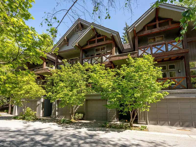 6 4668 BLACKCOMB WAY - photo 2 of 25