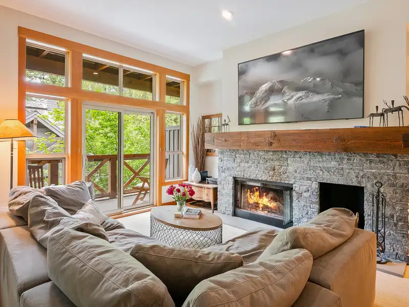 6 4668 BLACKCOMB WAY - photo 3 of 25