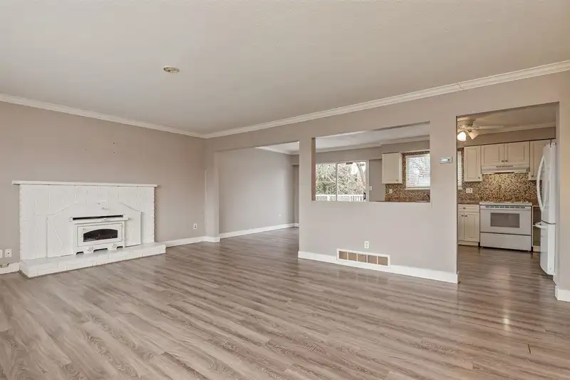 31511 MARSHALL ROAD - photo 2 of 17
