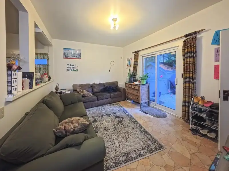 5570 BALACLAVA STREET - photo 2 of 18