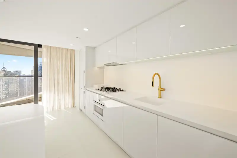 2602 1033 NELSON STREET - photo 2 of 18