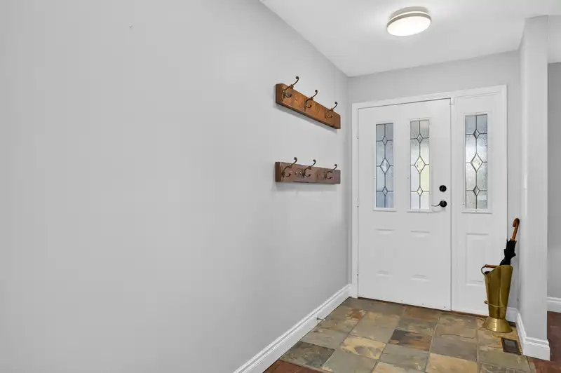 12421 231 STREET - photo 3 of 40