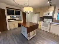 29 9080 198 STREET - thumbnail 23