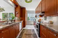 401 1765 MARINE DRIVE - thumbnail 10