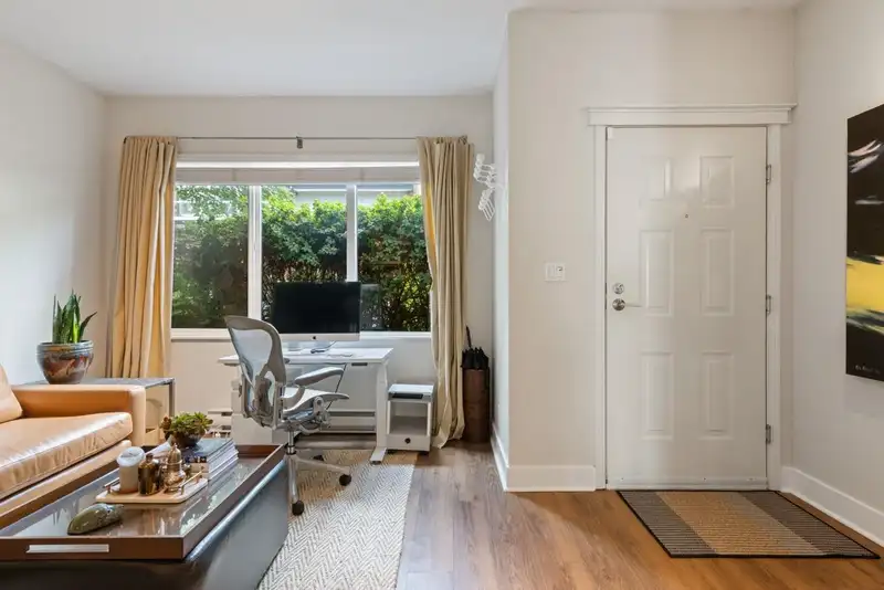 361 5790 EAST BOULEVARD - photo 4 of 39