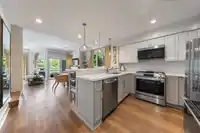 361 5790 EAST BOULEVARD - thumbnail 5