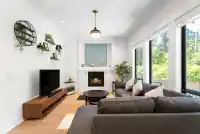 3323 147 STREET - thumbnail 4