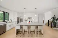 22186 44 AVENUE - thumbnail 11