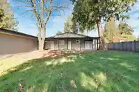 20572 43 AVENUE - thumbnail 33
