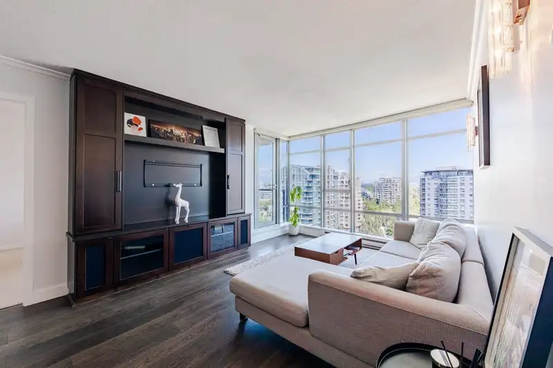 1602 7888 SABA ROAD - photo 3 of 11