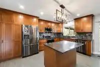 22990 70A AVENUE - thumbnail 15