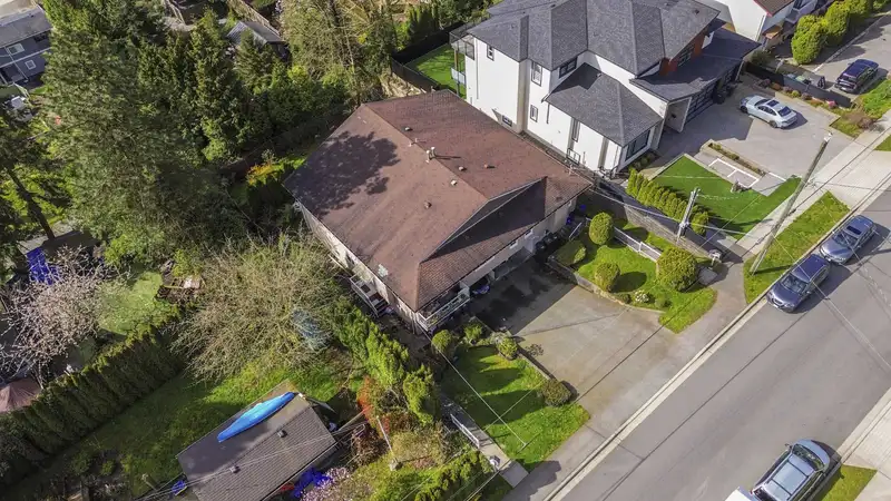 1020 QUADLING AVENUE - photo 4 of 12