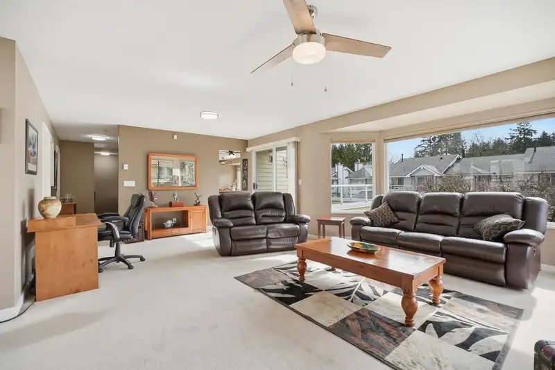 20 9259 122 STREET - photo 2 of 31