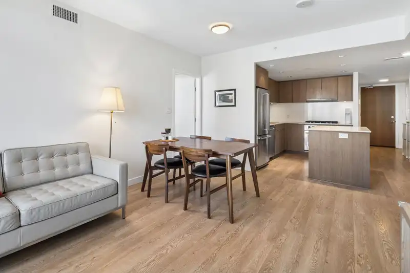 1209 111 E 1ST AVENUE - photo 3 of 37
