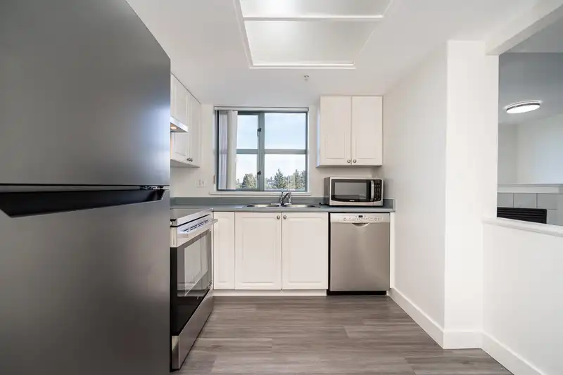 1602 200 NEWPORT DRIVE - photo 4 of 31