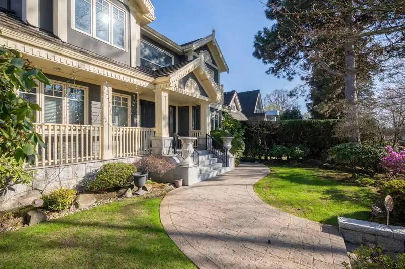5850 CARTIER STREET - photo 2 of 40