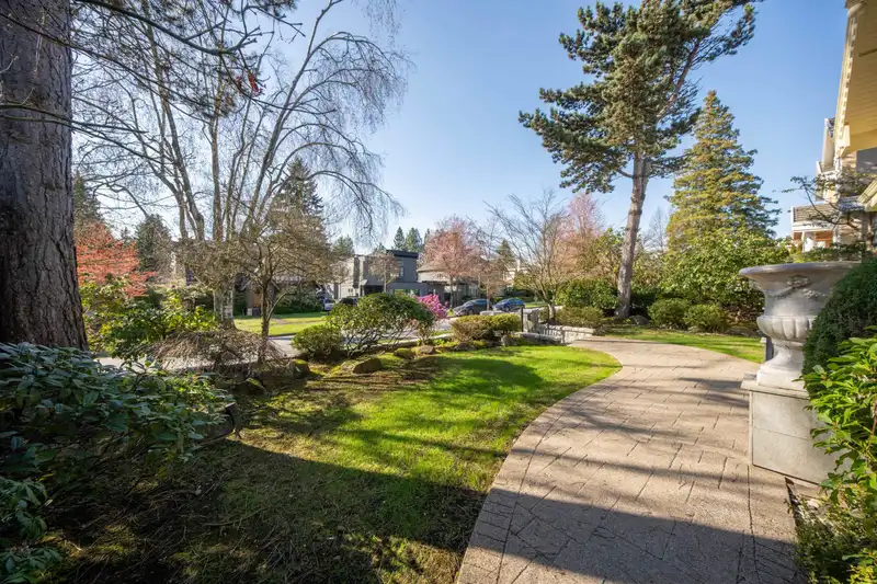 5850 CARTIER STREET - photo 3 of 40