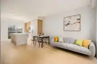 7661 GRANVILLE STREET - thumbnail 1