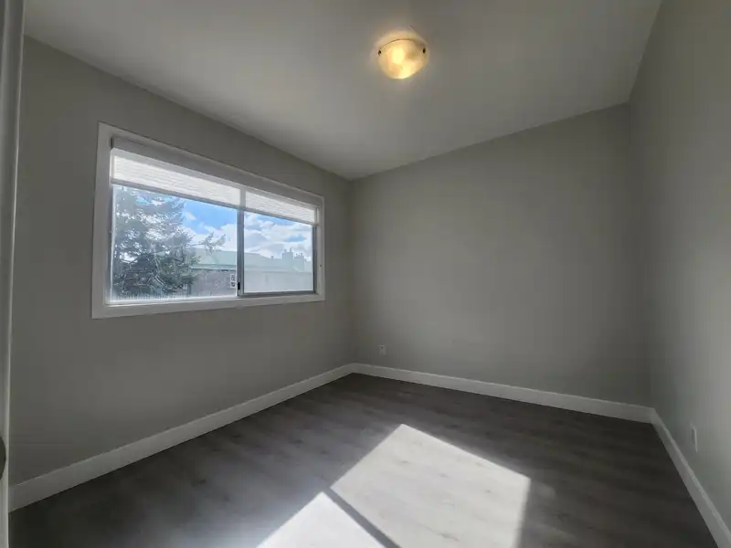 33186 3RD AVENUE - photo 3 of 22