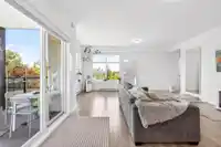 403 22577 ROYAL CRESCENT - thumbnail 4