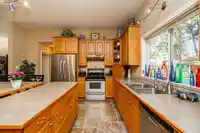 22899 14 AVENUE - thumbnail 5