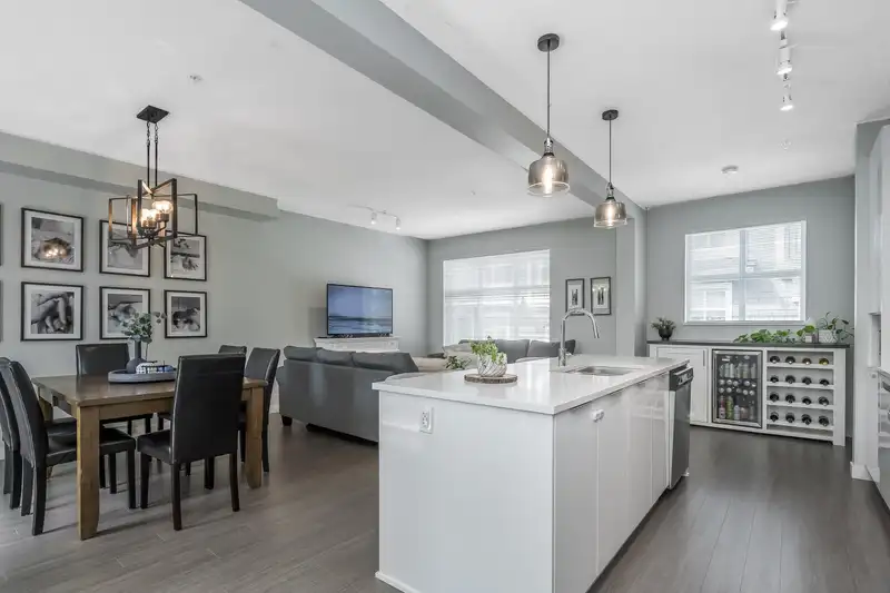 602 11295 PAZARENA PLACE - photo 4 of 40