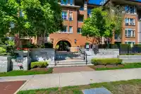 102 3097 LINCOLN AVENUE - thumbnail 1