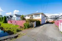 343 PEMBINA STREET - thumbnail 1