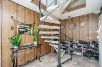 343 PEMBINA STREET - thumbnail 3