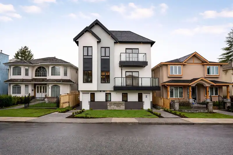 3 7353 12TH AVENUE - photo 1 of 40