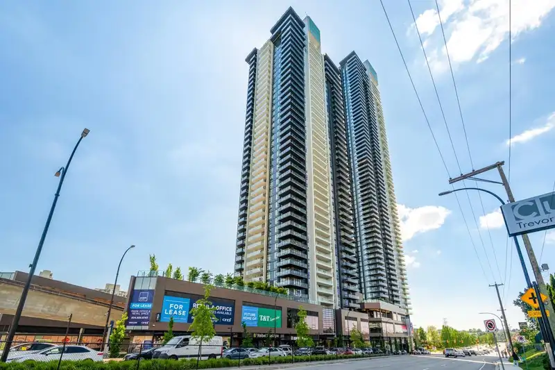 2804 4168 LOUGHEED HIGHWAY - photo 1 of 40