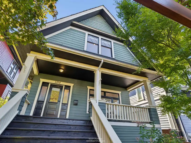 1204 E 14TH AVENUE - photo 1 of 40