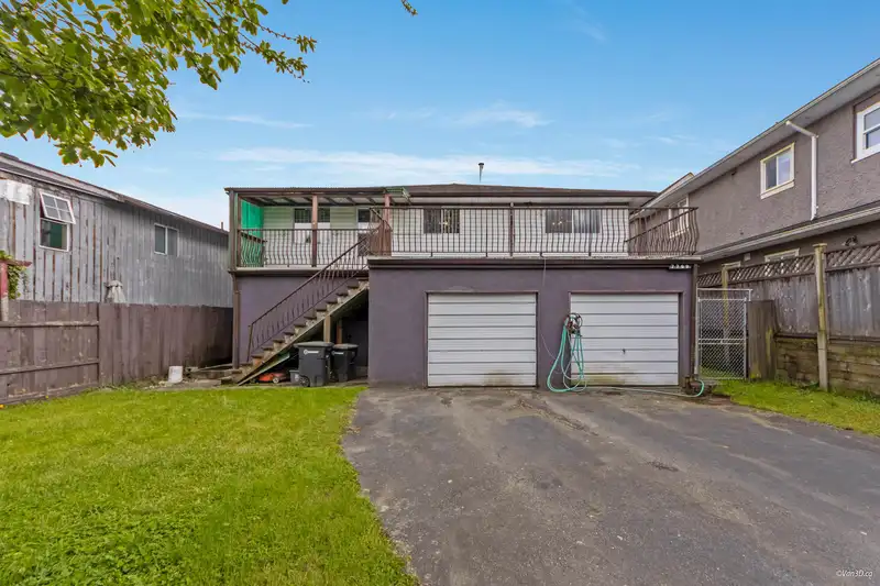 7769 10TH AVENUE - photo 4 of 37