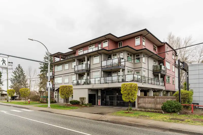 304 22858 LOUGHEED HIGHWAY - photo 2 of 23