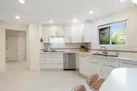56 4900 CARTIER STREET - thumbnail 14