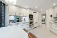 56 4900 CARTIER STREET - thumbnail 15
