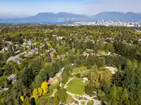 56 4900 CARTIER STREET - thumbnail 37