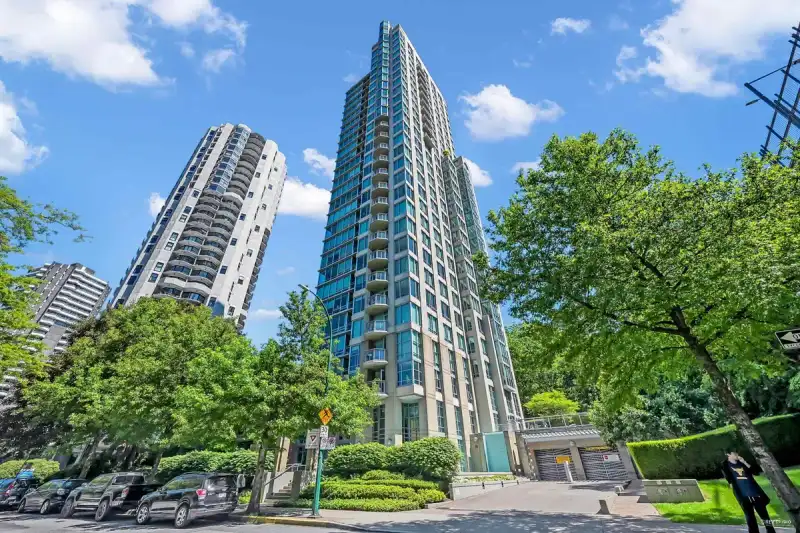 1202 1005 BEACH AVENUE - photo 1 of 40