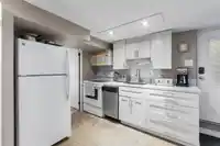 3026 POINT GREY ROAD - thumbnail 23