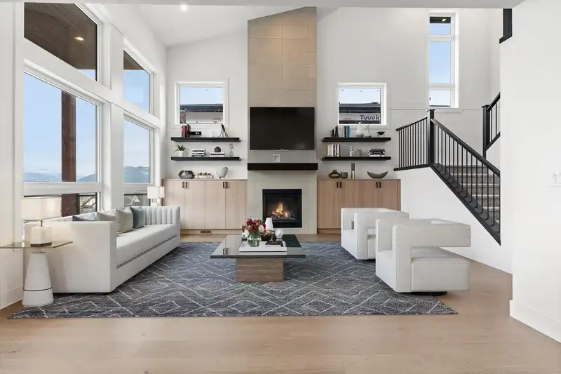 8523 NIXON ROAD - photo 1 of 10