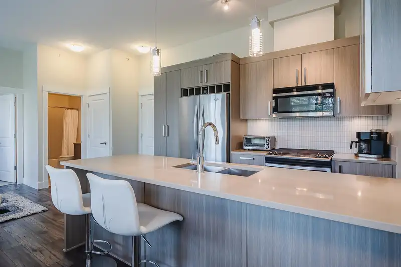 409 22327 RIVER ROAD - photo 4 of 33