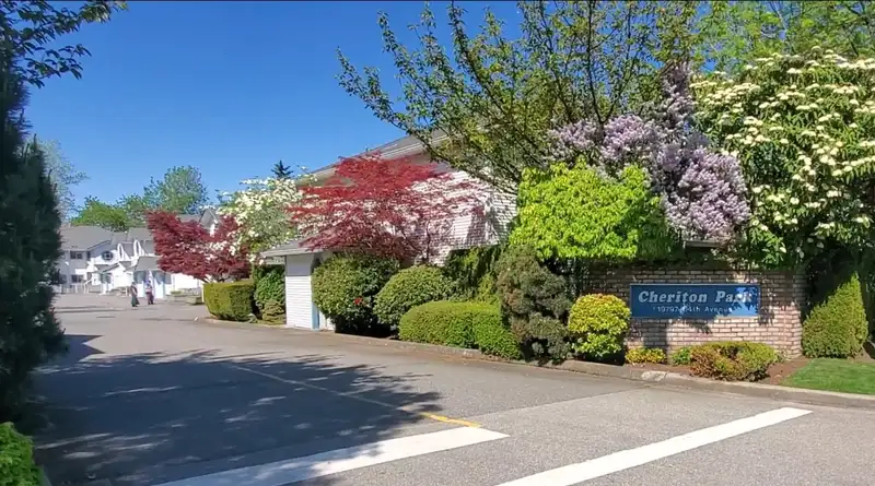 18 19797 64 AVENUE - photo 1 of 9