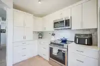 208 32075 GEORGE FERGUSON WAY - thumbnail 12